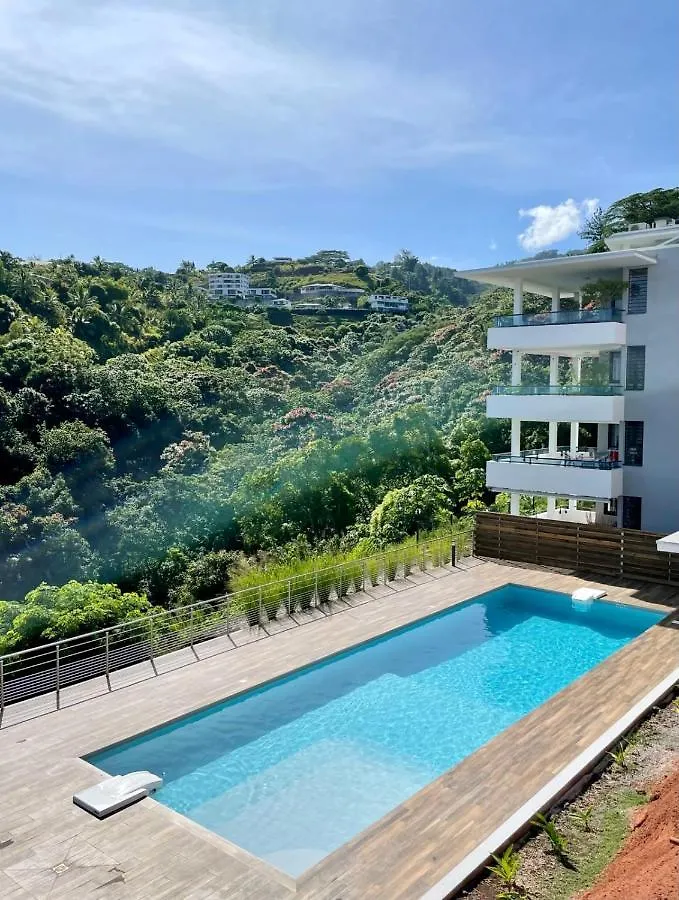 Mititai Condo Sea View & Pool The Quiet Place Near The Airport Faaa